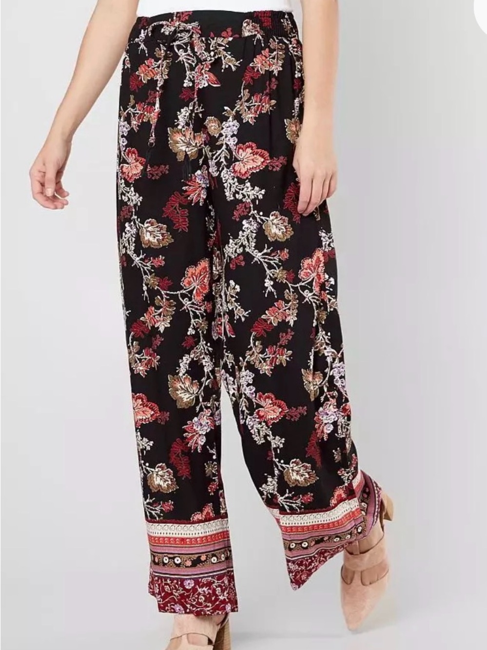 Angie- Wide-Leg- Floral- Boho Pants- With Tie Front Feature- Size M